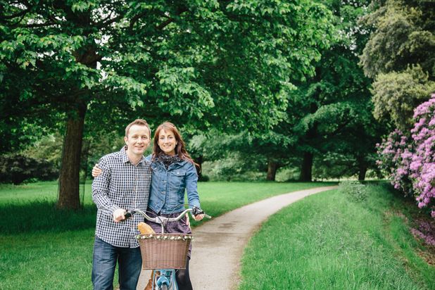 Amy & Andy’s Pre Wedding Photo Shoot at Wollaton Deer Park!