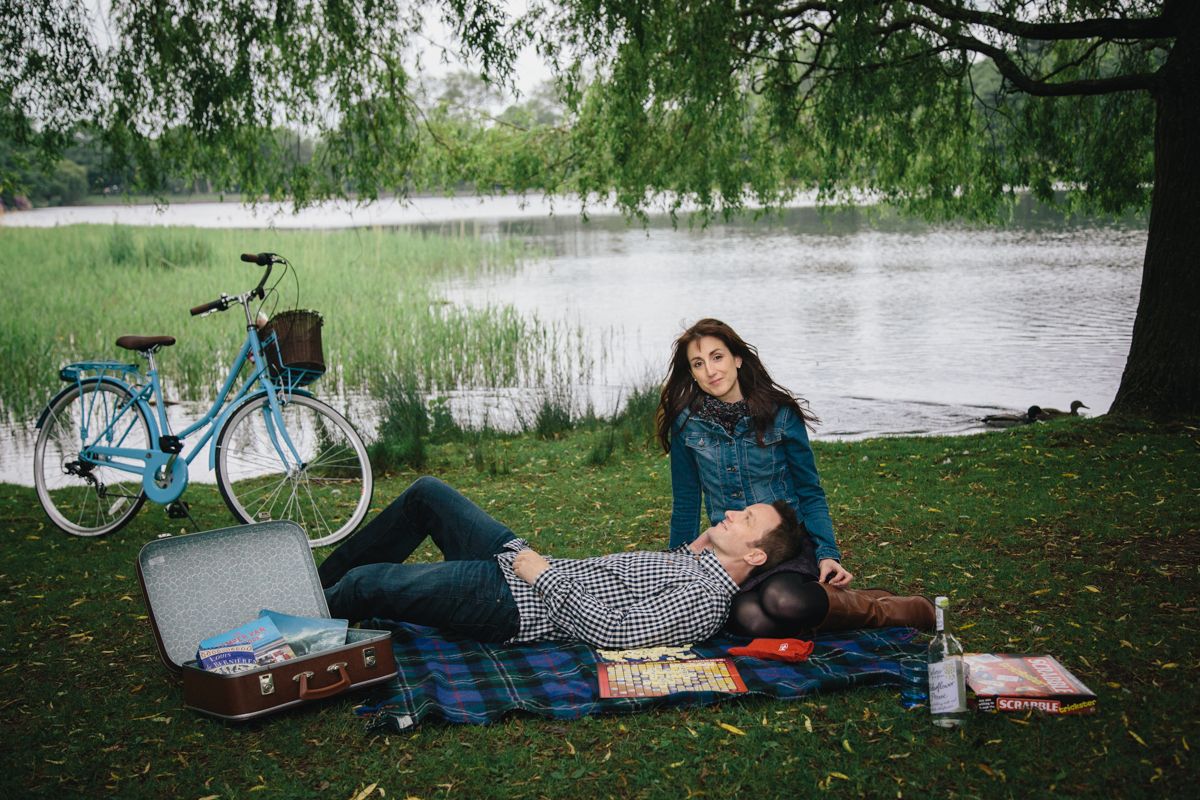 Amy & Andy’s Pre Wedding Photo Shoot at Wollaton Deer Park!